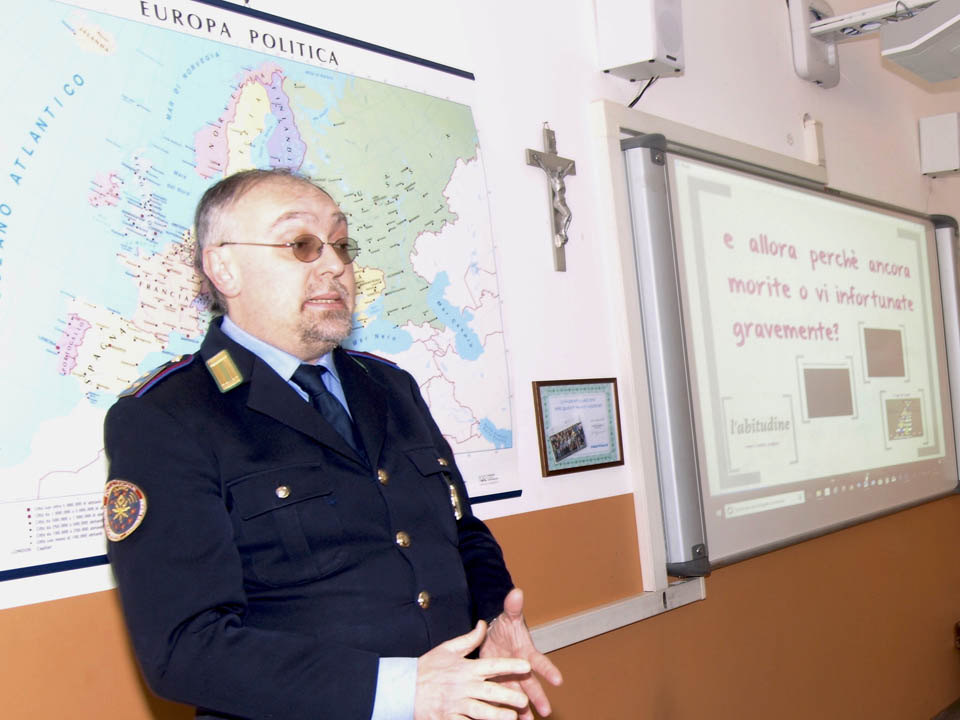 Istituto San Giuseppe La Salle Milano Scuola Secondaria Classi Seconde Incontro Polizia Locale_3